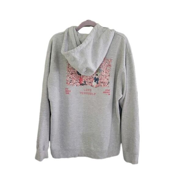 BTS Big Hit Official‎ Tour Sweatshirt Gray Size M/L Graphic Back K-Pop Merch - Picture 9 of 12